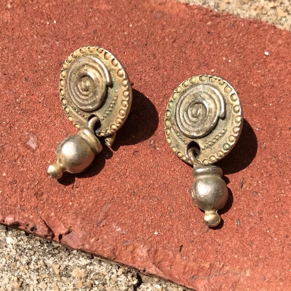 6/$20 Gently Used Brass Earrings, Ethnic Inspired Design, Small Size, Unique - Picture 3 of 4
